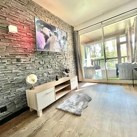 Design 4 Personnes , Parking,piscine Privée