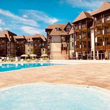 Design 4 Personnes , Parking,piscine Privée * Deauville