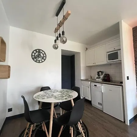 Design 4 Personnes , Parking,piscine Privee * Deauville