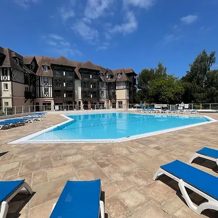 Design 4 Personnes , Parking,piscine Privee